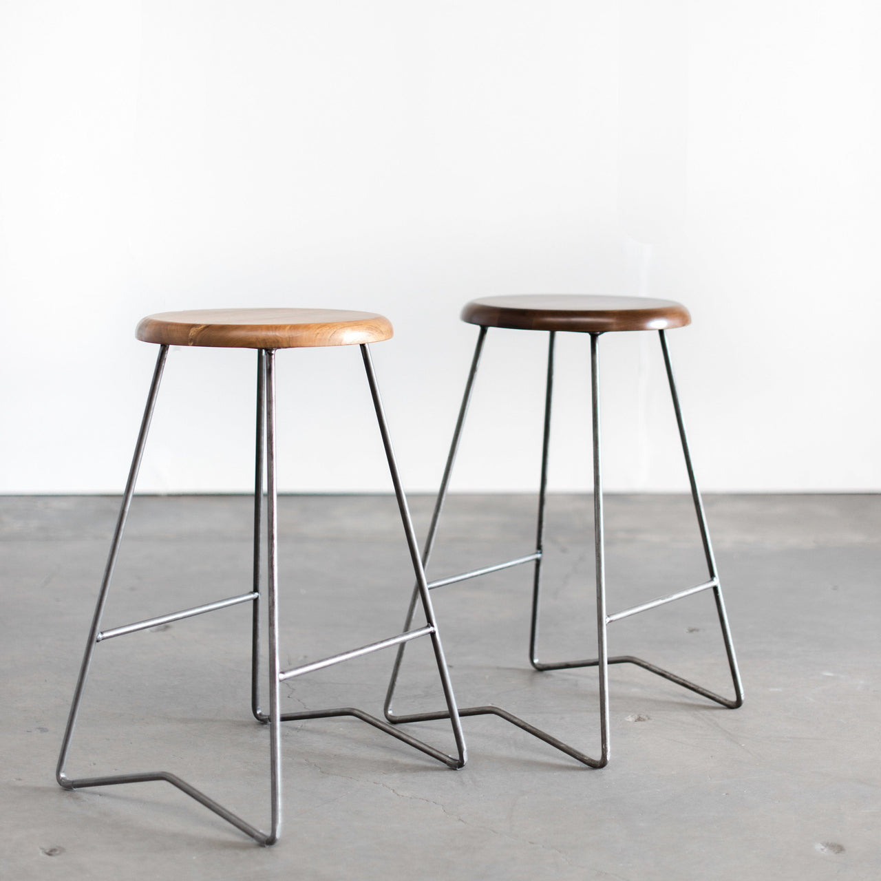 Gingko Nelson Mid-Century 25 in. Counter Stool - Set of 2 Counter Stool Gingko