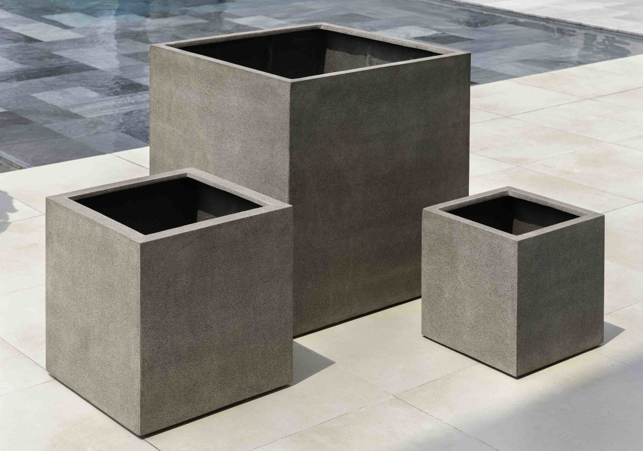 Campania International Fiber Clay Farnley Planter Urn/Planter Campania International Riverstone 28 x 28