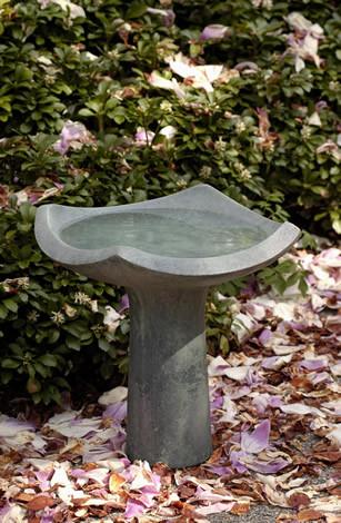 Oslo Cast Stone Outdoor Garden Birdbath BirdBath Campania International 