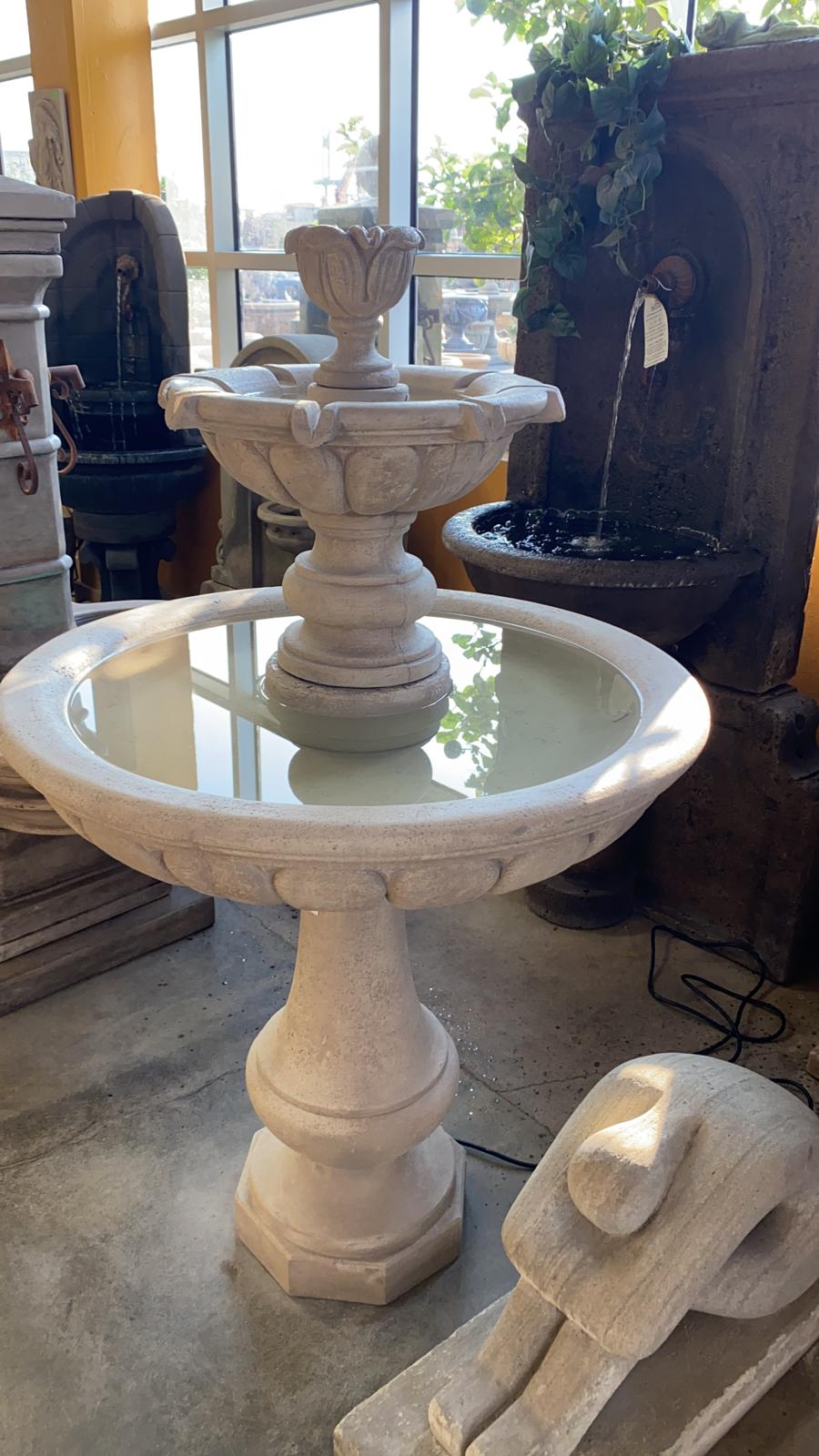 Vicentina Outdoor Cast Stone Garden Fountain Fountain Tuscan