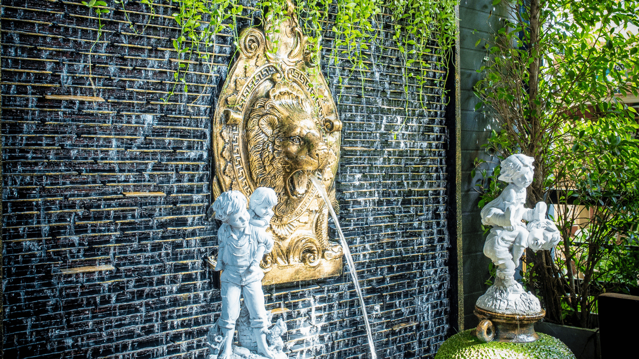 Using indoor wall fountains to increase indoor air humidity Tuscan Basins