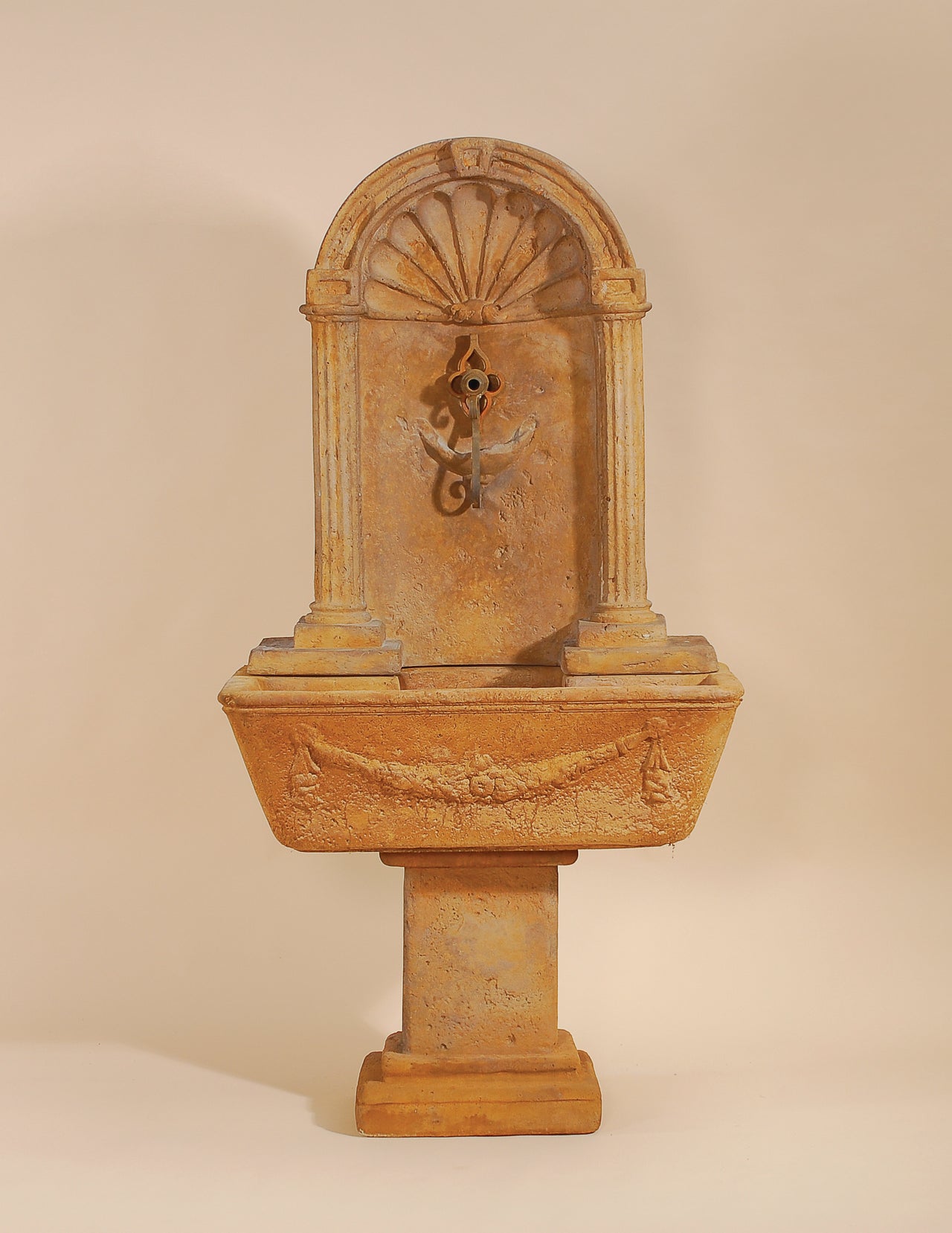 Foritalico Wall Outdoor Cast Stone Garden Fountain for Spout – Classical Arch with Rosette and Festoon Detail