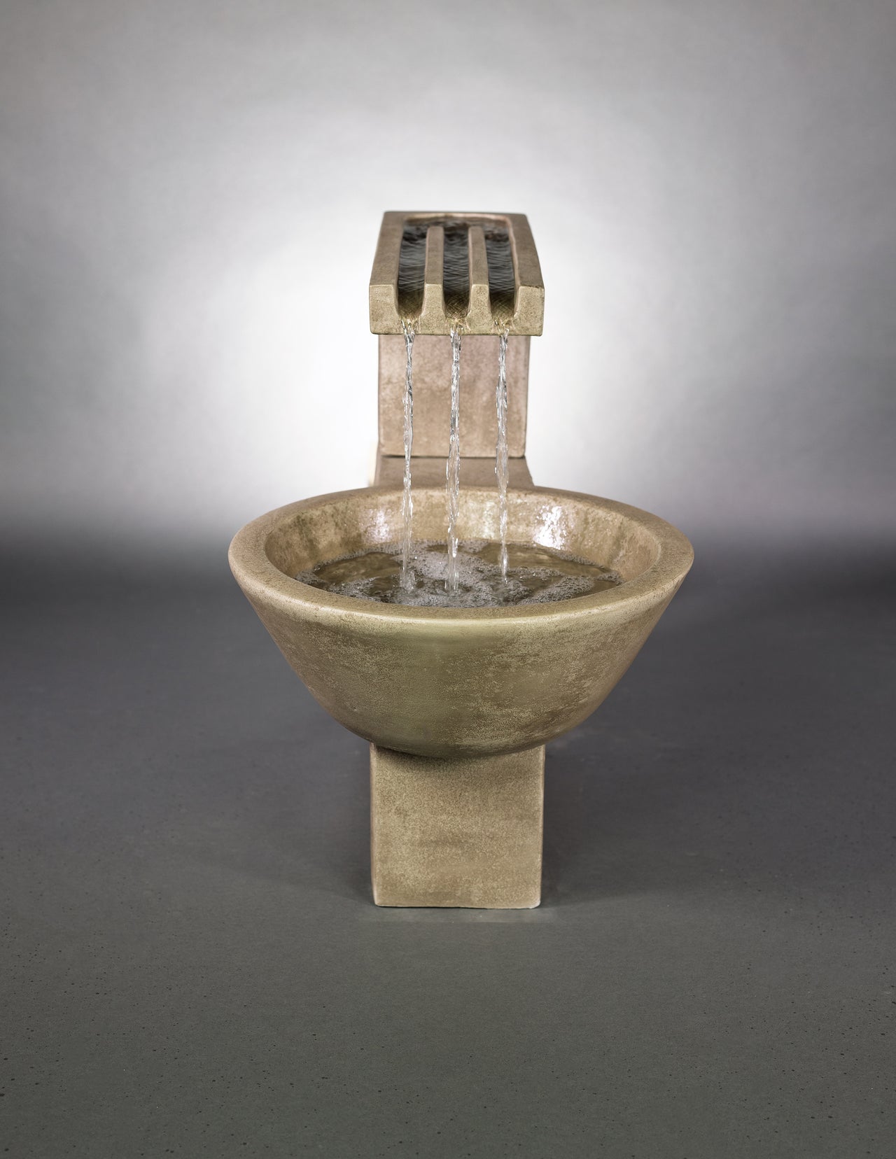 Trellis Outdoor Garden Fountain – Handcrafted Cast Stone Elegance