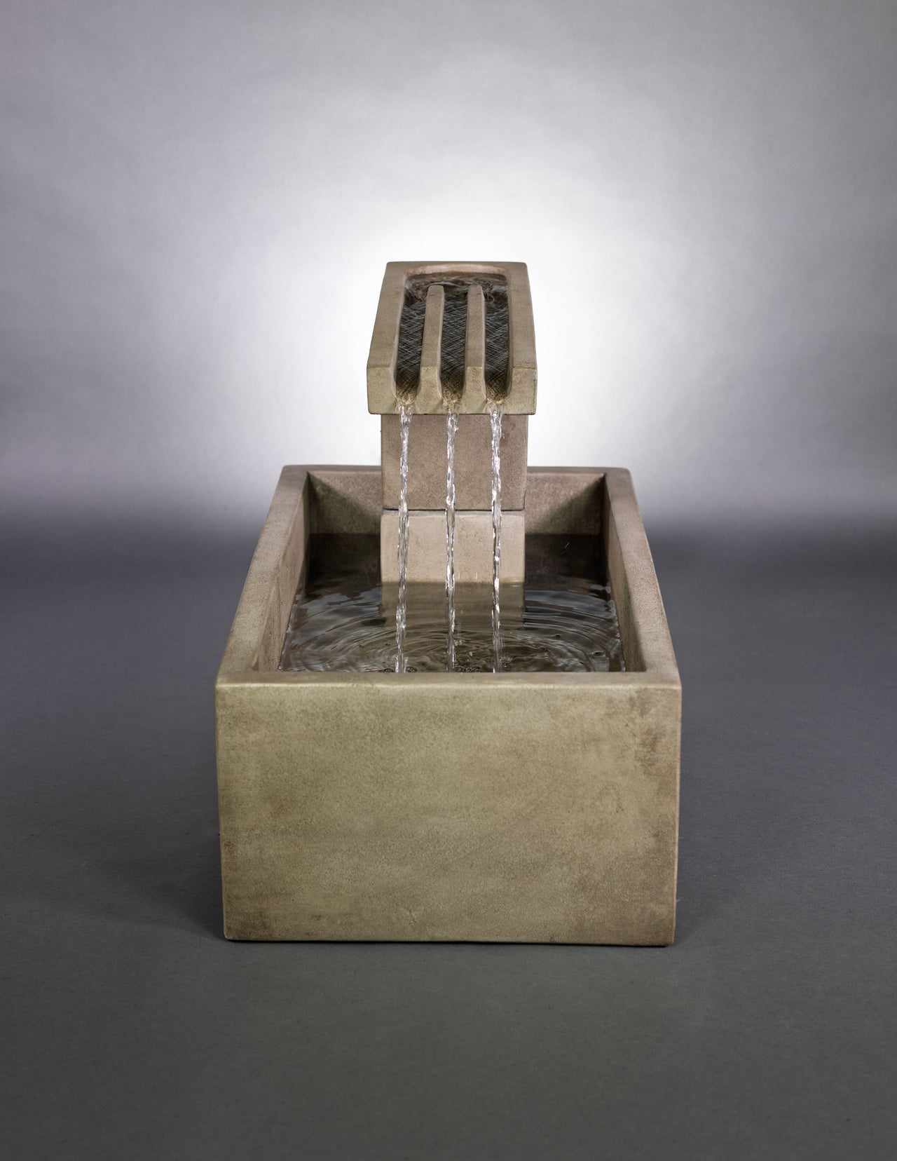 Trellis Terrace Outdoor Fountain – Contemporary Elegance with a Calming Cascade
