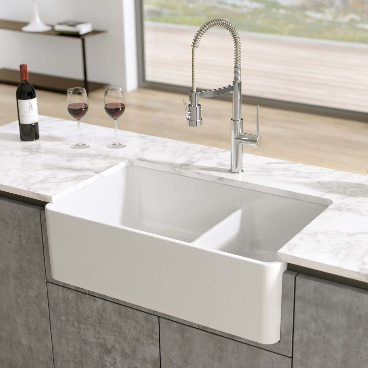 LaToscana 33" Double Bowl Reversible Farmhouse Fireclay Kitchen Sink in White