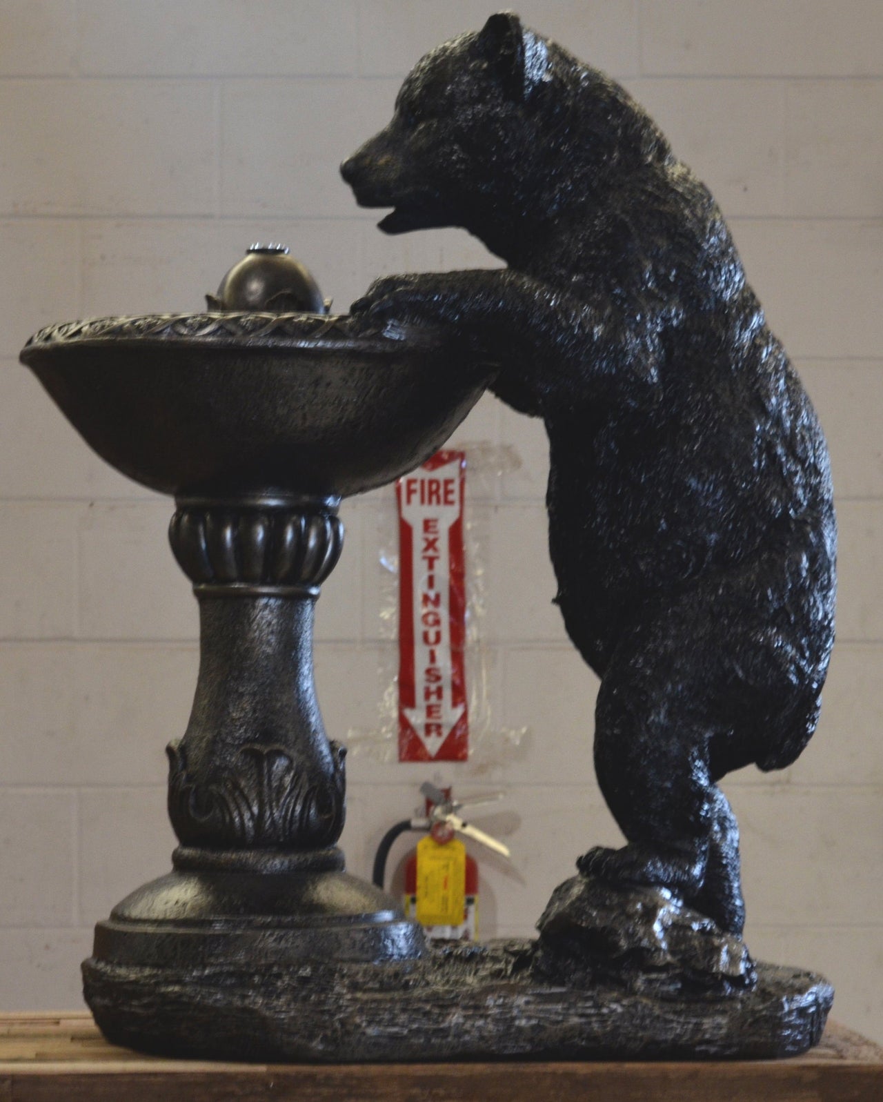 AFD Bear at Water Fountain Décor AFD Bronze 