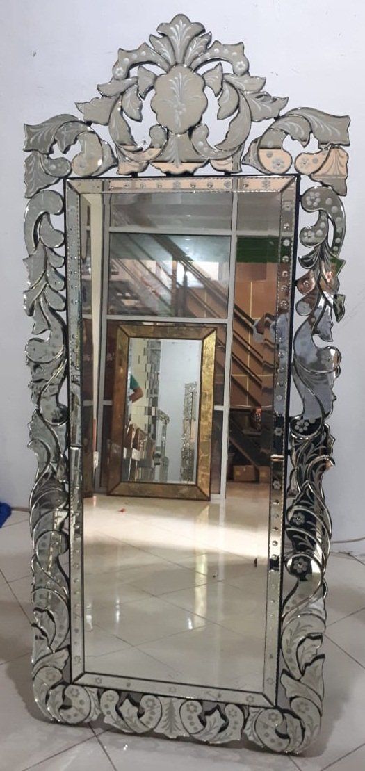 AFD Finest Venetian Style Cheval Mirror 70.62" Tall W Stand Mirrors AFD Clear 