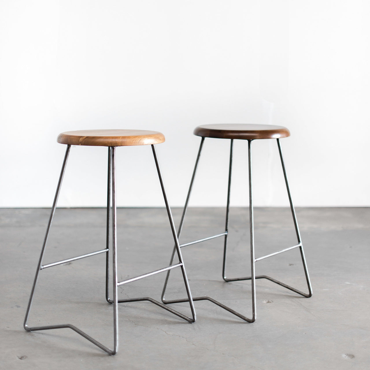 Gingko Nelson Mid-Century 25 in. Counter Stool - Set of 2 Counter Stool Gingko 