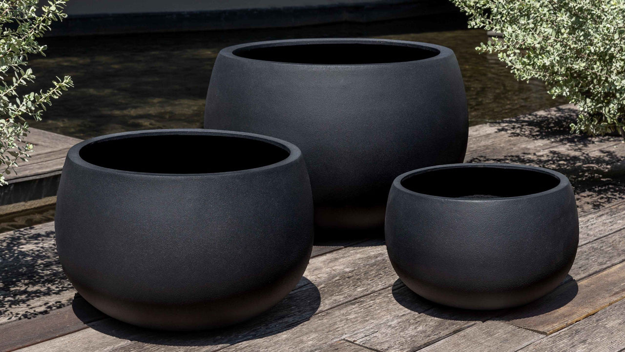 Campania International Fiber Clay Norfolk Planter - S/3 Urn/Planter Campania International Onyx Black Lite Large 