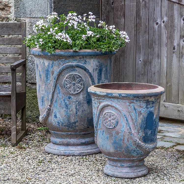 Campania International Ninfeo Urn-Vicolo Mare Urn/Planter Campania International 