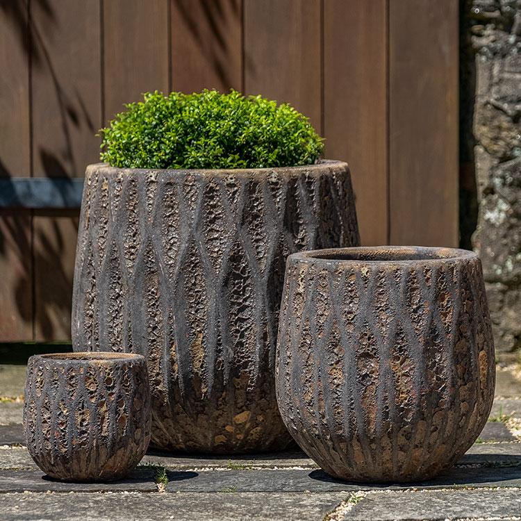 Campania International Lambrate Planter Urn/Planter Campania International Angkor 