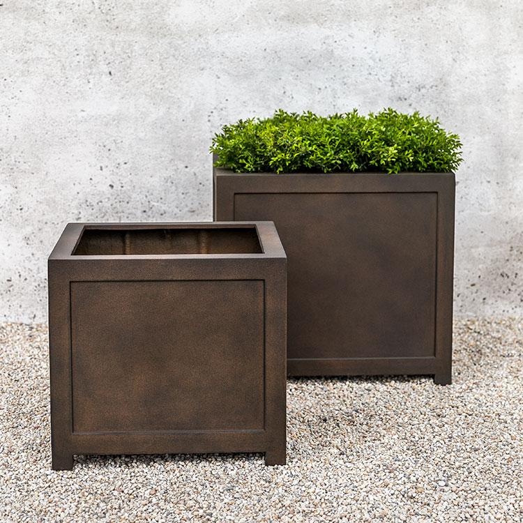 Campania International Oxford Square Planter Urn/Planter Campania International Rust Lite Large 