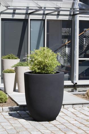 Campania International Fiber Clay Magnus Lrg Lite Plntr Urn/Planter Campania International 