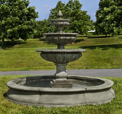 Estate Longvue Outdoor Tiered Garden Fountain Fountain Campania International 