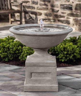 Aurelia Outdoor Birdbath Garden Water Fountain Fountain Campania International 