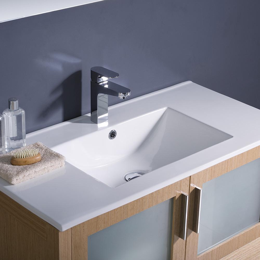 Fresca Torino 36" Light Oak Modern Bathroom Vanity w/ Integrated Sink Vanity Fresca 