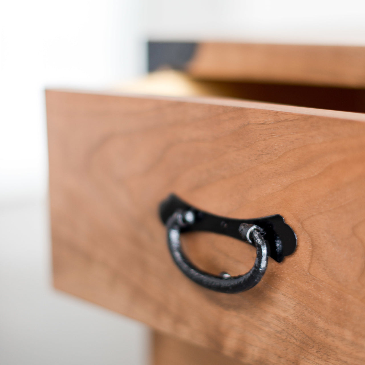 Kobe End Table End Table Gingko 