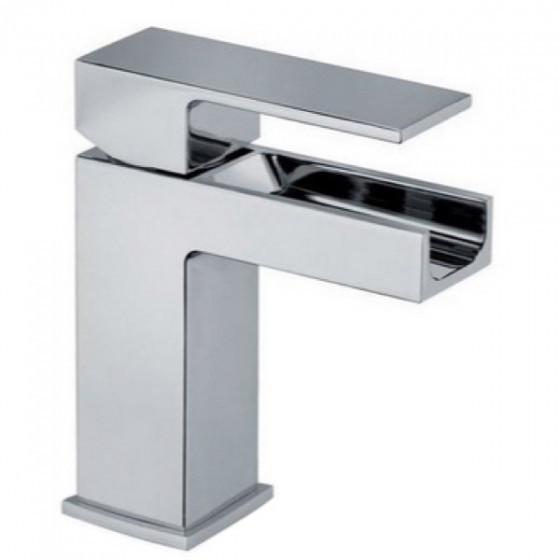 Latoscana Dax Waterall Single Control Lavatory Faucet In A Chrome finish touch on bathroom sink faucets Latoscana 