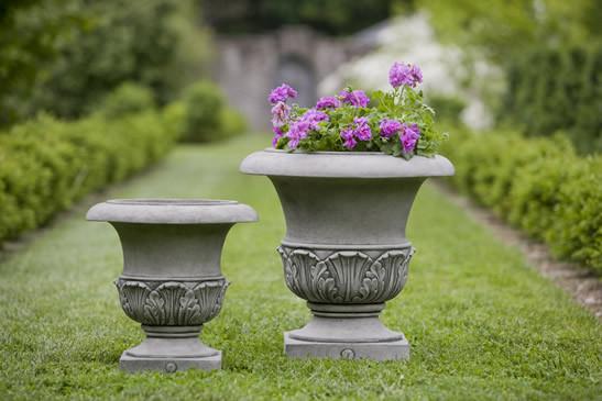 Campania International Cast Stone Williamsburg Acanthus Planter Sm Urn/Planter Campania International 