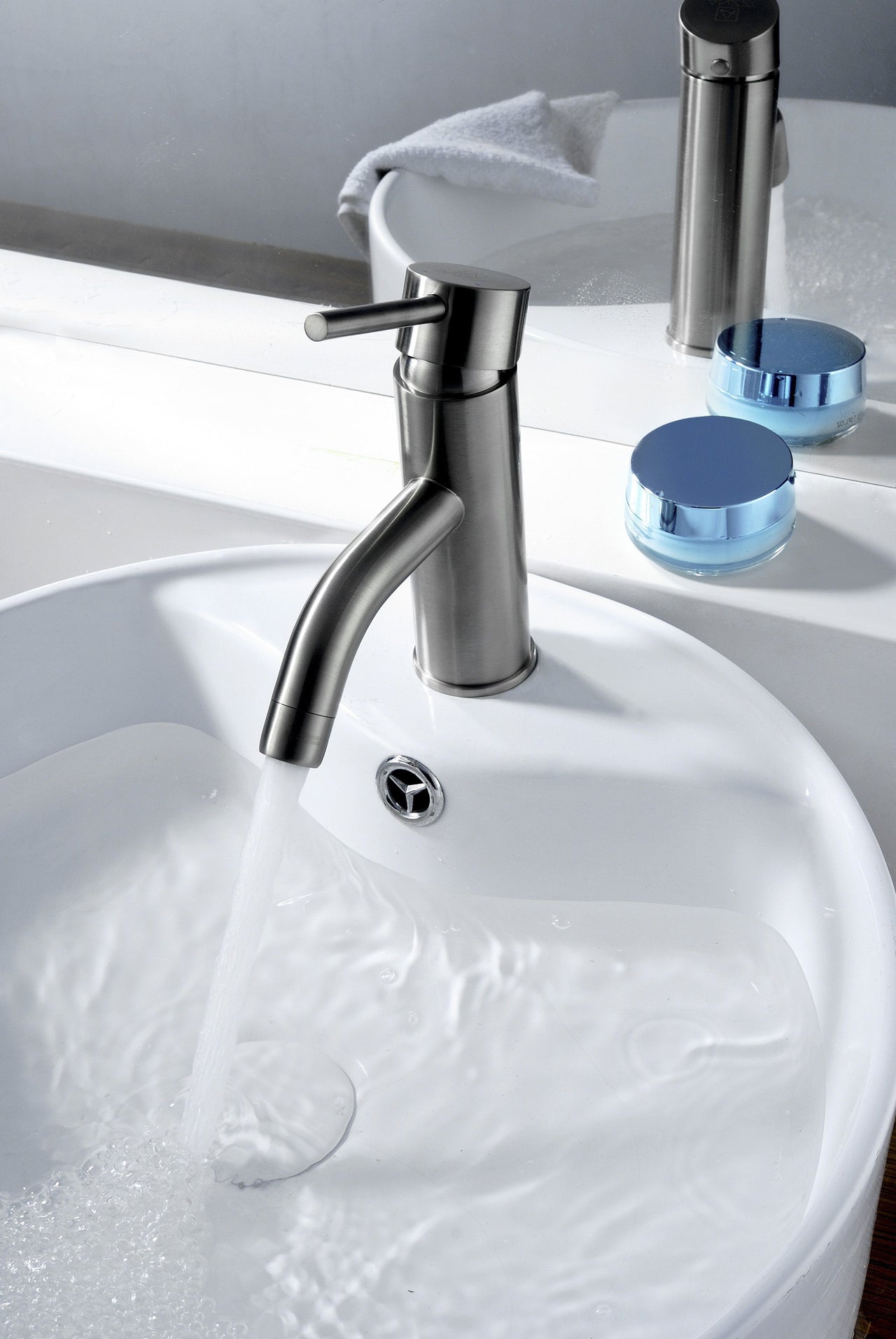 ANZZI Bravo Series L-AZ030BN Bathroom Faucet Bathroom Faucet ANZZI 